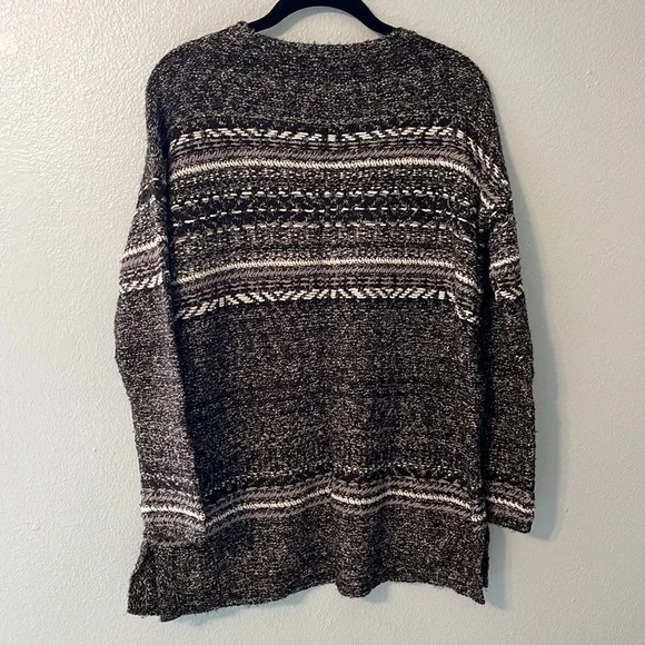 5/$25 | J JILL Black and White Striped Sweater Tunic - Picture 4 of 4